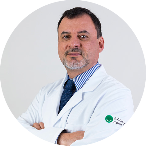 Dr. Stênio de Cássio Zequi, líder do Centro de Referência em Tumores Urológicos