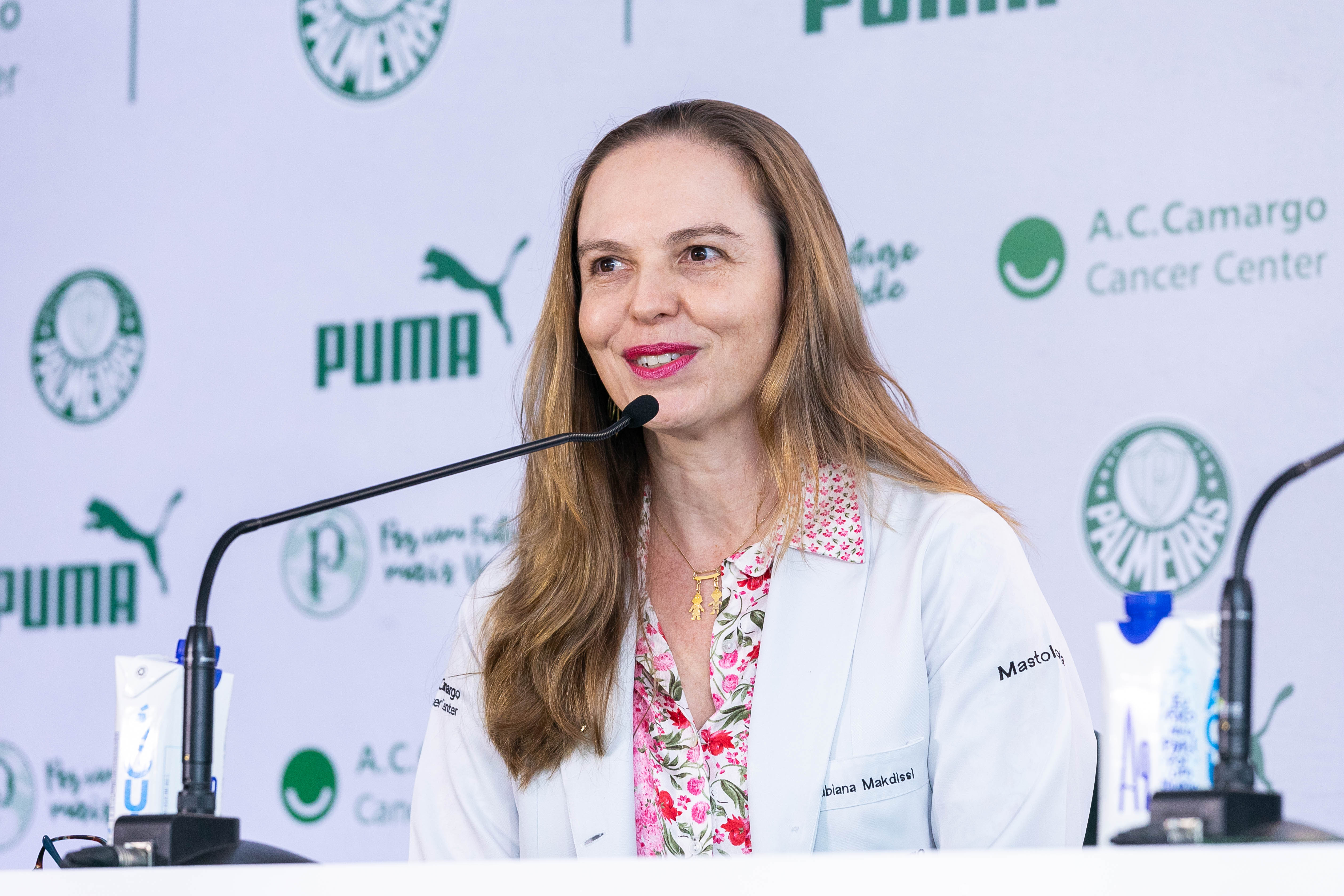 Palmeiras e PUMA lançam uniforme especial em apoio ao Outubro Rosa e Novembro Azul