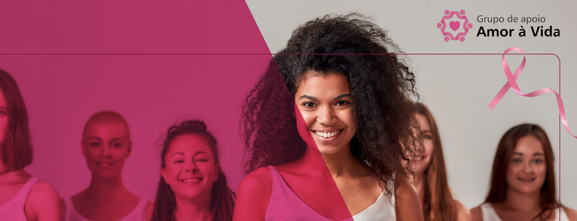 Cinco mulheres olhando para a foto e sorrindo. A mulher principal é uma moça preta, com cabelo cacheado, sorrindo para a foto.