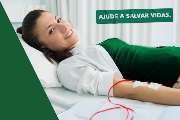 Mulher branca deitada, ela sorri e está doando sangue. Acima dela, uma caixa de texto escrito: ajude a salvar vidas.