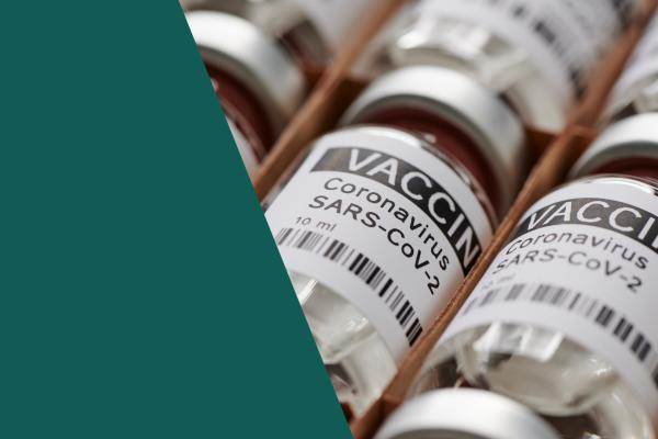 Ampolas de vidro com a vacina para Covid-19