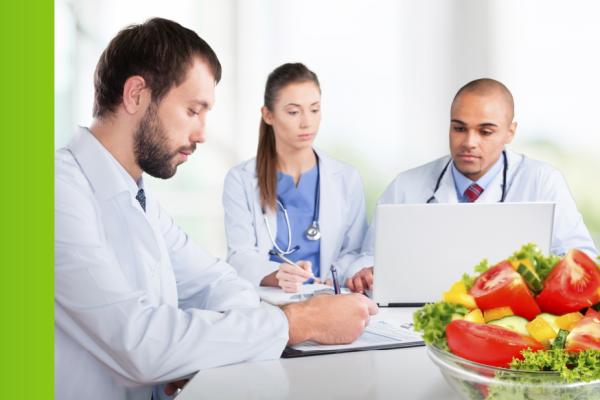 Médicos brancos conversam