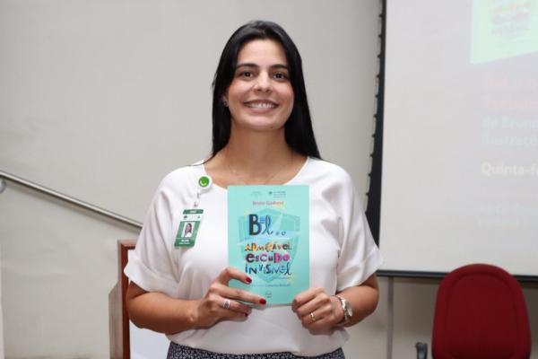  Juliane Lima, coordenadora de ensino e responsável pela Escola Especializada Schwester Heine