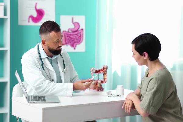 consulta sobre câncer de intestino