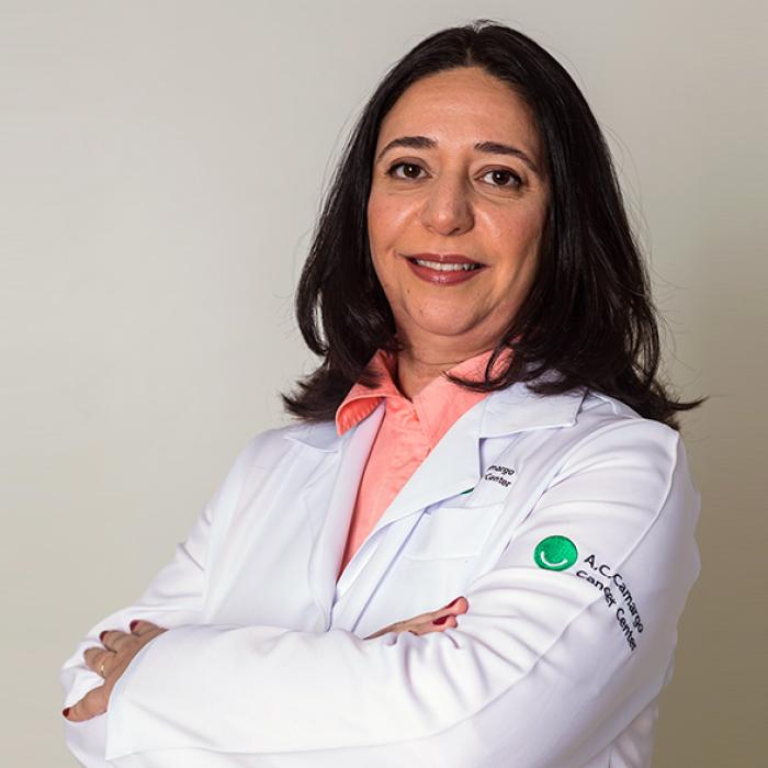Cláudia Malheiros Coutinho Camillo