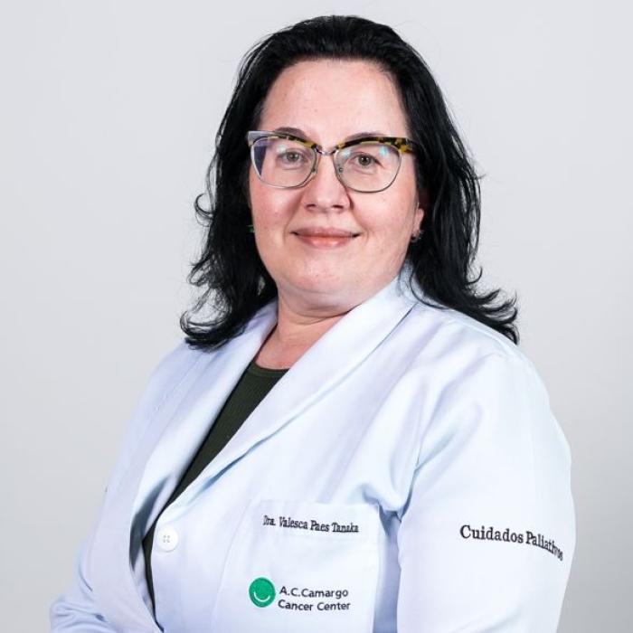 Valesca Oliveira Paes Tanaka