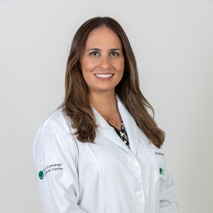 Debora Puzzi Fernandes