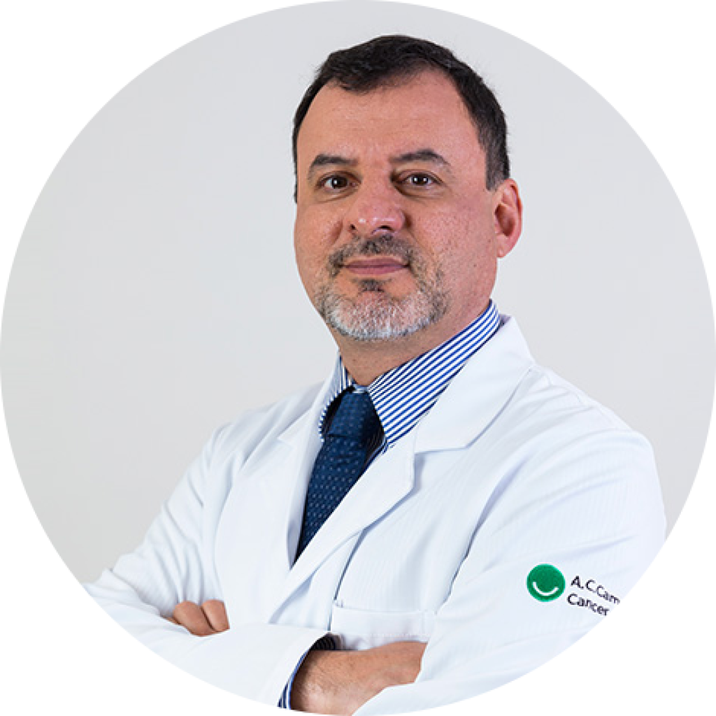 Dr. Stênio de Cássio Zequi, líder do Centro de Referência em Tumores Urológicos do A.C.Camargo