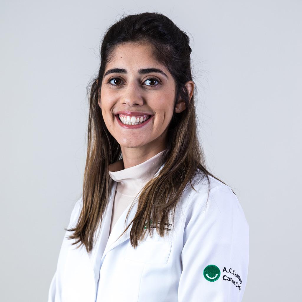 Dra. Camila Barbosa Barcelos, fonoaudióloga 